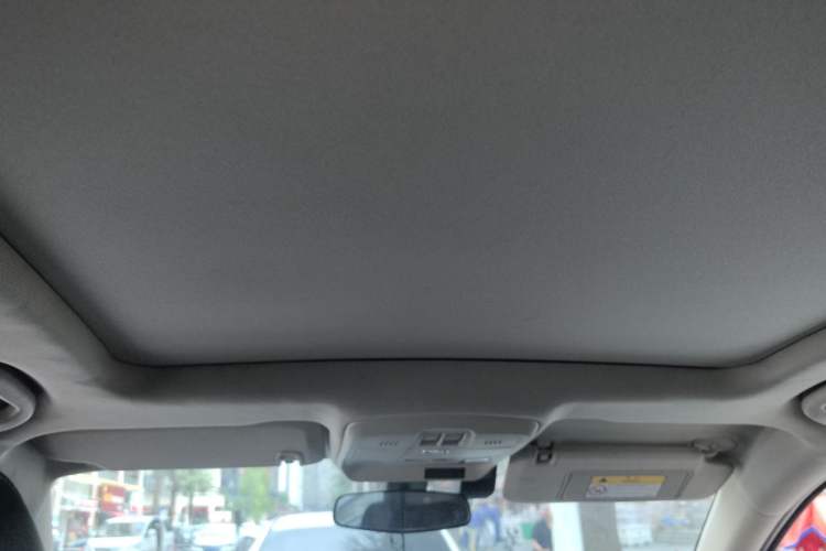 Used Buick Envision 2017 20T Two-Wheel Drive Leading Version Headliner
