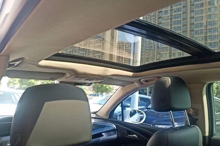 Used Buick Envision 2017 20T Two-Wheel Drive Leading Version Headliner