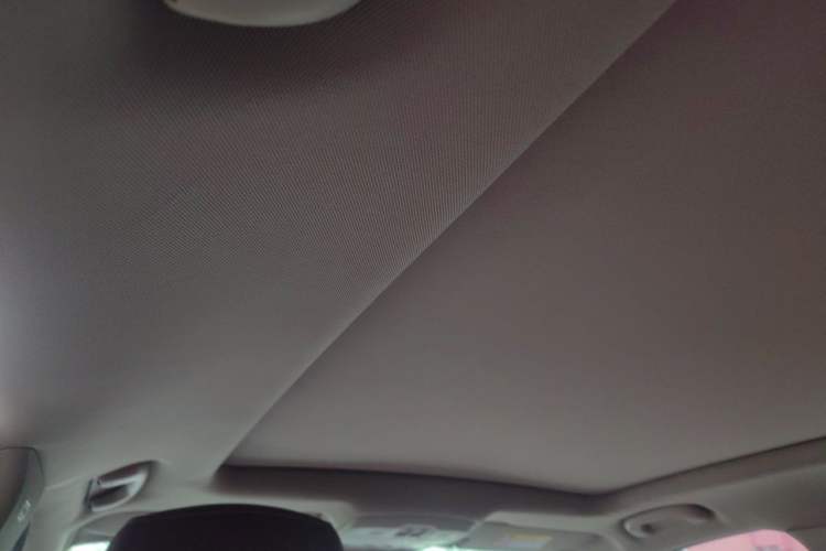Used Buick Envision 2017 20T Two-Wheel Drive Elite Version Headliner