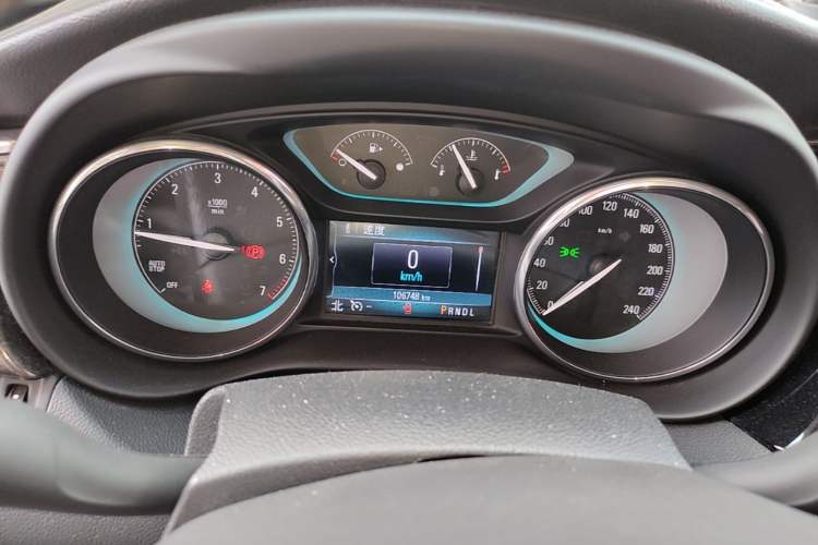 Used Buick Envision 2017 28T Four-Wheel Drive Elite Model Instrument Cluster