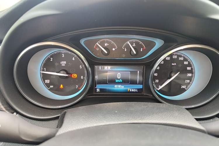 Used Buick Envision 2017 28T Four-Wheel Drive Elite Model Instrument Cluster