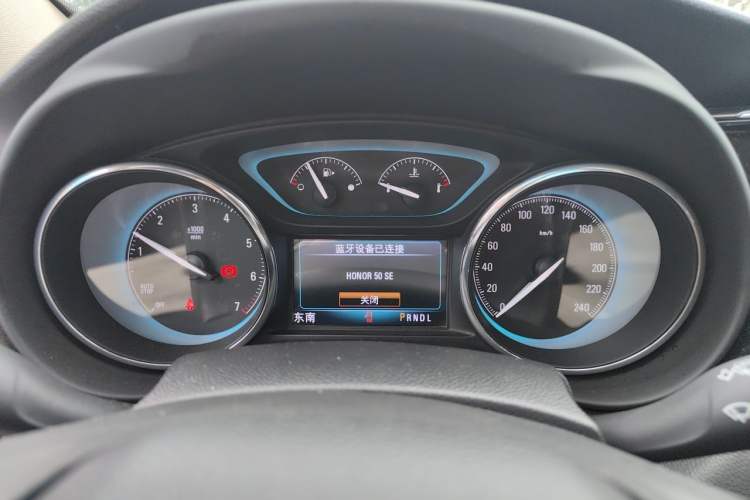 Used Buick Envision 2017 28T Four-Wheel Drive Elite Model Instrument Cluster