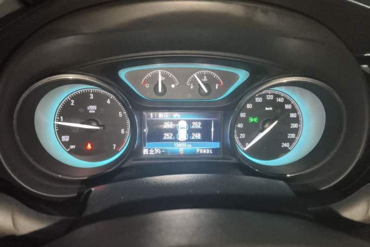 Used Buick Envision 2017 28T Four-Wheel Drive Elite Model Instrument Cluster