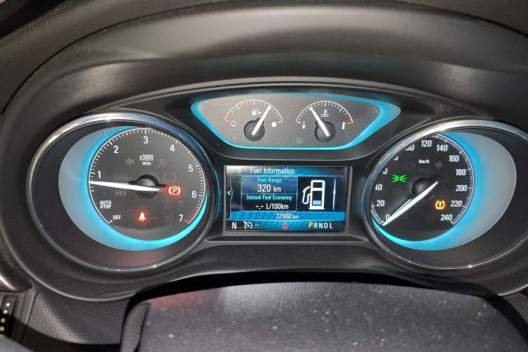 Used Buick Envision 2017 28T Four-Wheel Drive Elite Model Instrument Cluster
