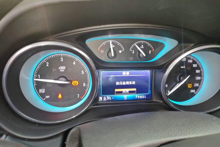 Used Buick Envision 2017 20T Two-Wheel Drive Luxury Model Instrument Cluster