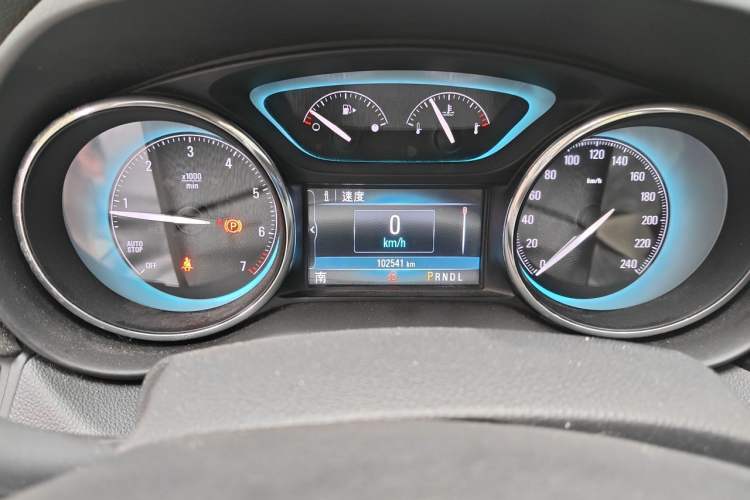 Used Buick Envision 2017 28T Four-Wheel Drive Elite Model Instrument Cluster