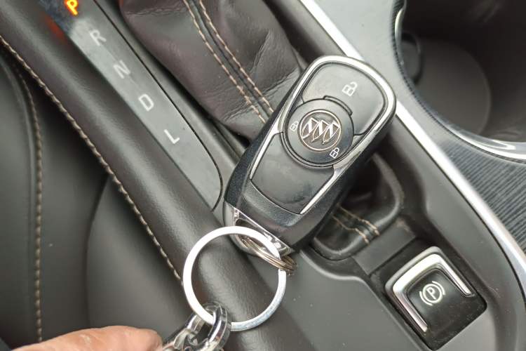 Used Buick Envision 2017 20T Two-Wheel Drive Leading Version Interior 1