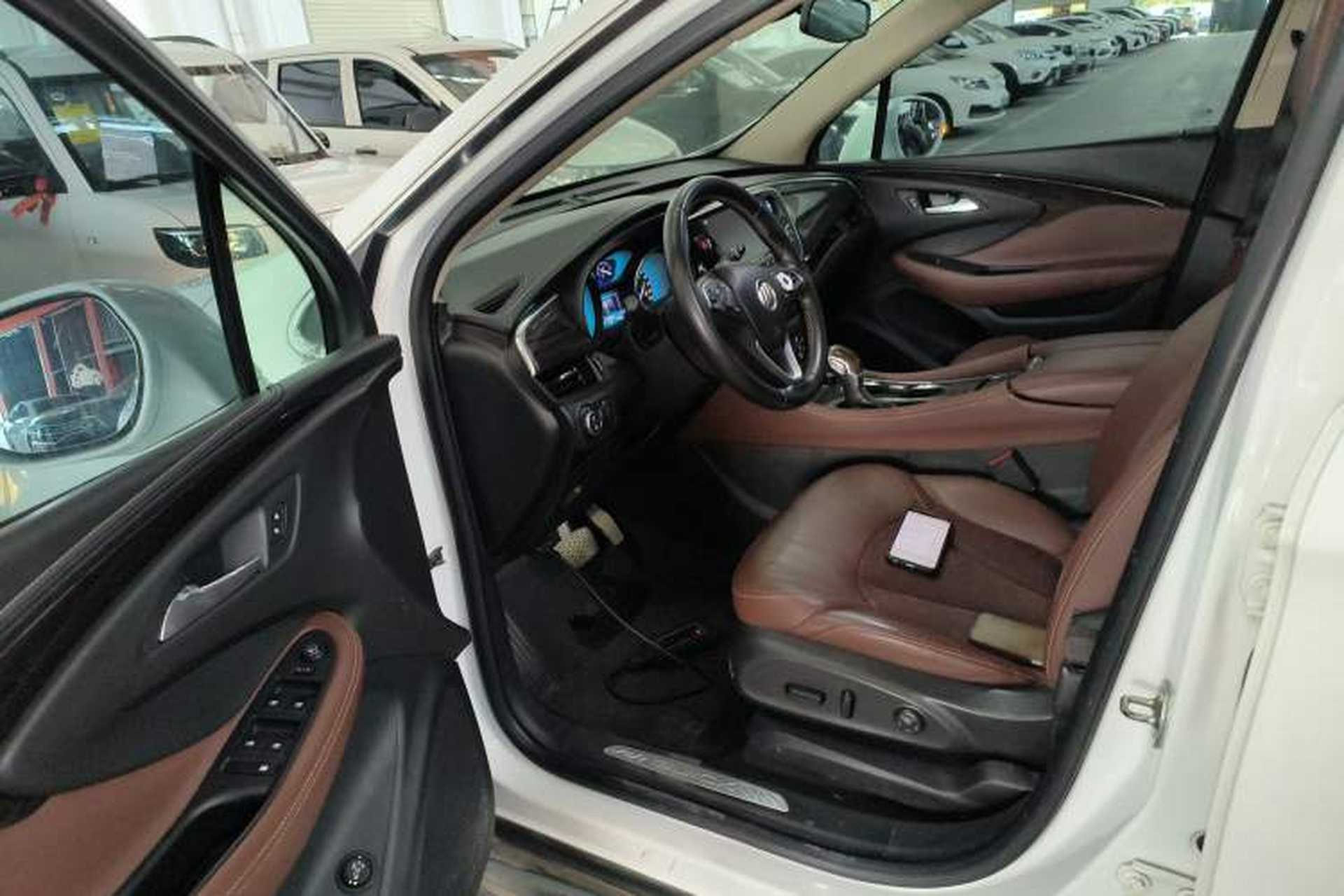 Used Buick Envision 2017 20T Two-Wheel Drive Luxury Model Interior 3