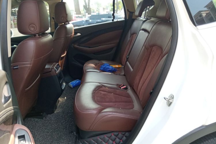 Used Buick Envision 2017 20T Two-Wheel Drive Elite Version Interior 4
