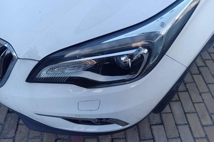 Used Buick Envision 2017 20T Two-Wheel Drive Luxury Model Left Front Headlight