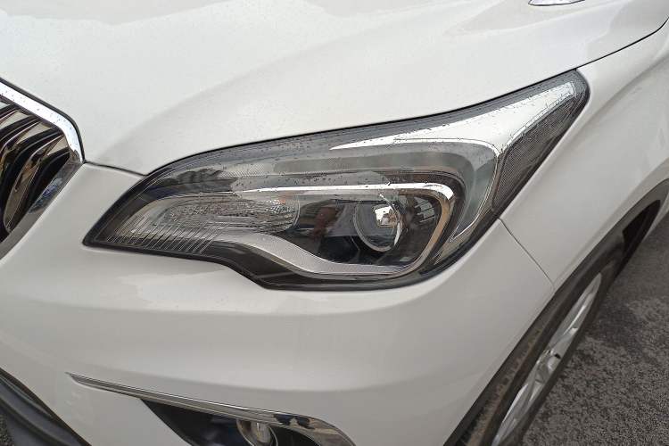 Used Buick Envision 2017 20T Two-Wheel Drive Leading Version Left Front Headlight