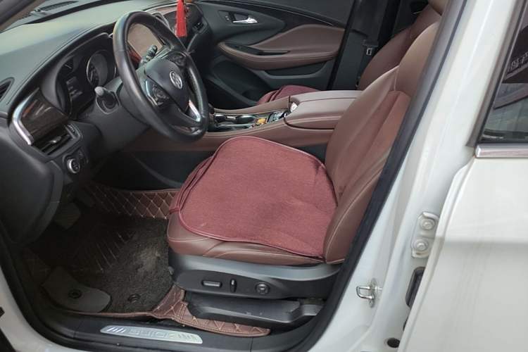 Used Buick Envision 2017 28T Four-Wheel Drive Elite Model Left Front Seat