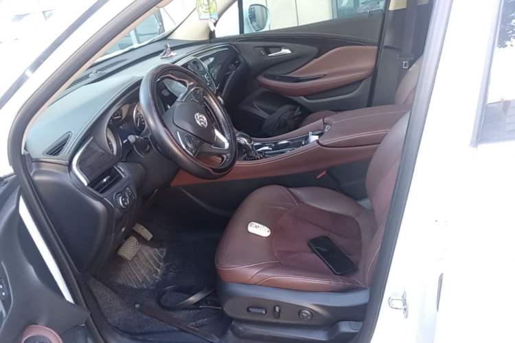 Used Buick Envision 2017 20T Two-Wheel Drive Luxury Model Left Front Seat