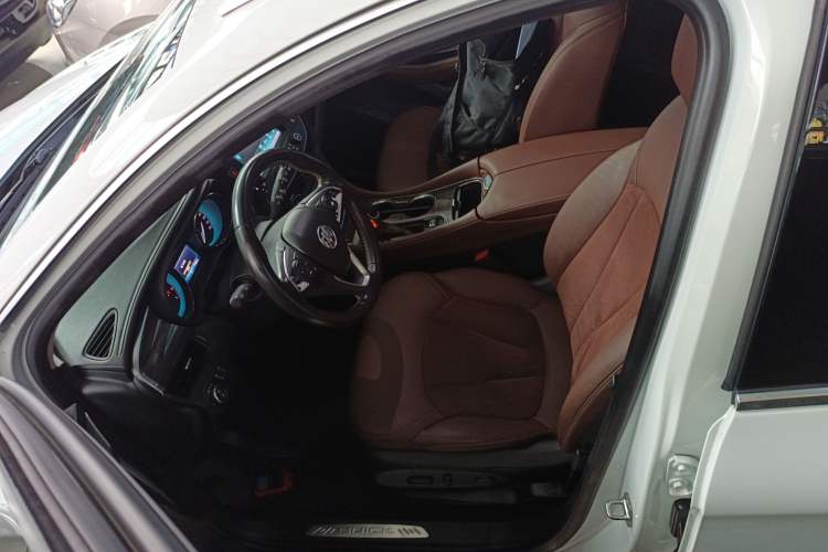Used Buick Envision 2017 20T Two-Wheel Drive Elite Version Left Front Seat