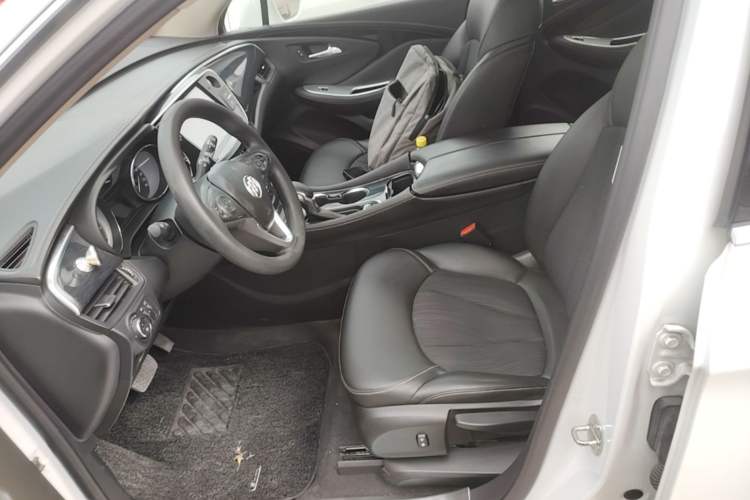 Used Buick Envision 2017 20T Two-Wheel Drive Leading Version Left Front Seat