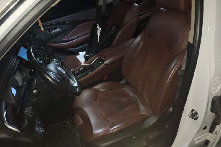 Used Buick Envision 2017 28T Four-Wheel Drive Elite Model Left Front Seat