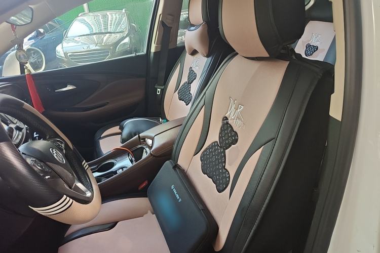 Used Buick Envision 2017 20T Two-Wheel Drive Luxury Model Left Front Seat