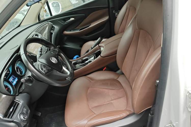 Used Buick Envision 2017 28T Four-Wheel Drive Elite Model Left Front Seat