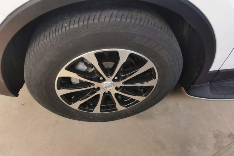 Used Buick Envision 2017 20T Two-Wheel Drive Elite Version Left Front Wheel Hub