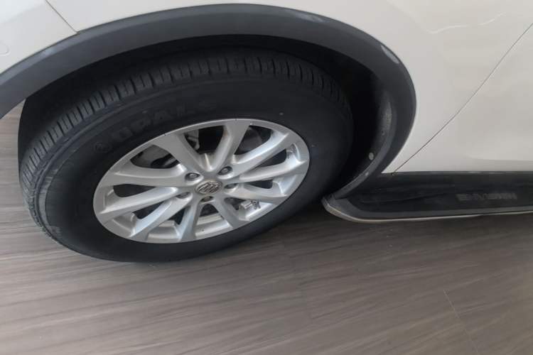 Used Buick Envision 2017 20T Two-Wheel Drive Luxury Model Left Front Wheel Hub