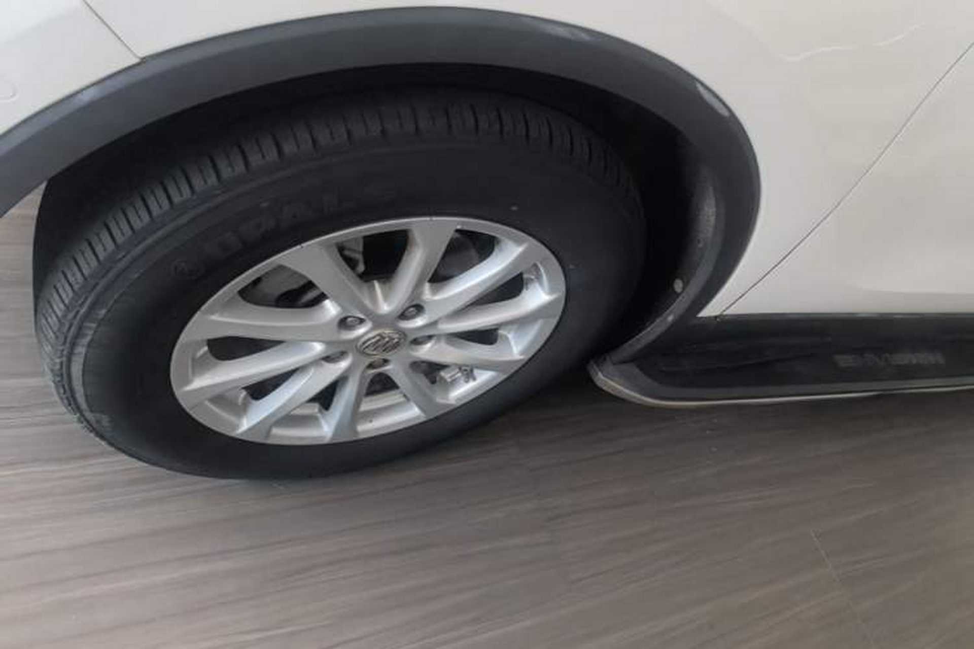 Used Buick Envision 2017 20T Two-Wheel Drive Luxury Model Left Front Wheel Hub