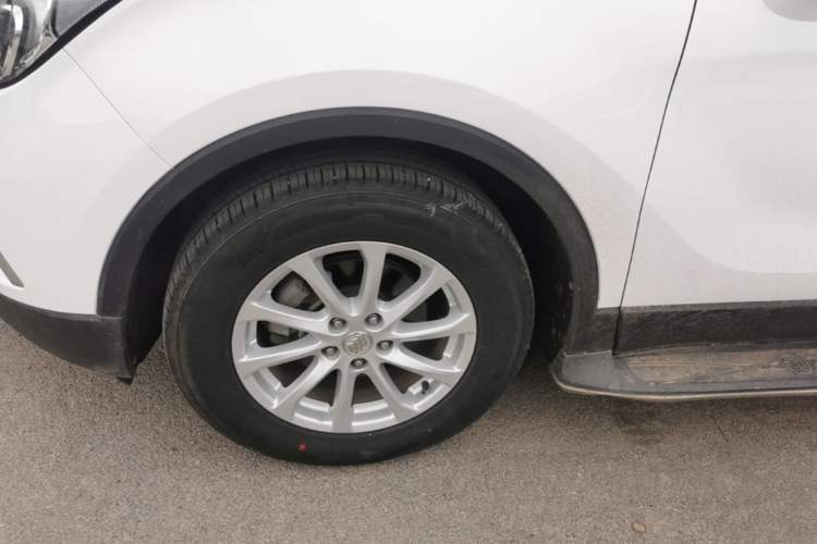 Used Buick Envision 2017 20T Two-Wheel Drive Elite Version Left Front Wheel Hub