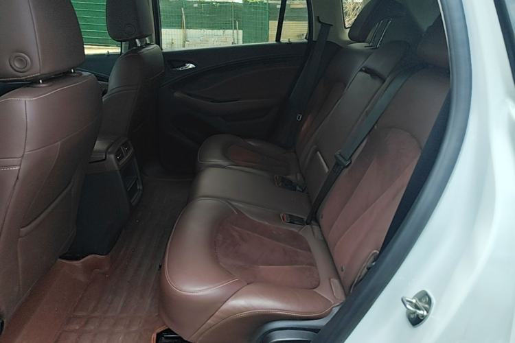 Used Buick Envision 2017 28T Four-Wheel Drive Elite Model Left Rear Seat