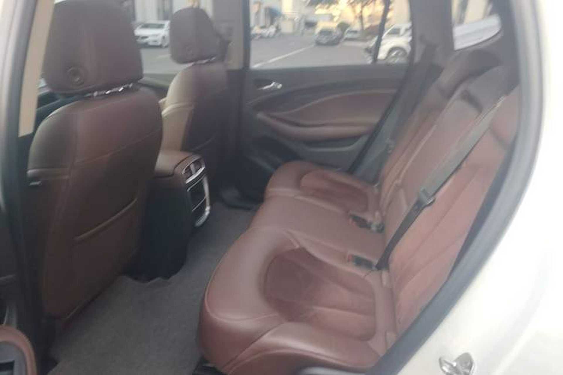 Used Buick Envision 2017 28T Four-Wheel Drive Elite Model Left Rear Seat