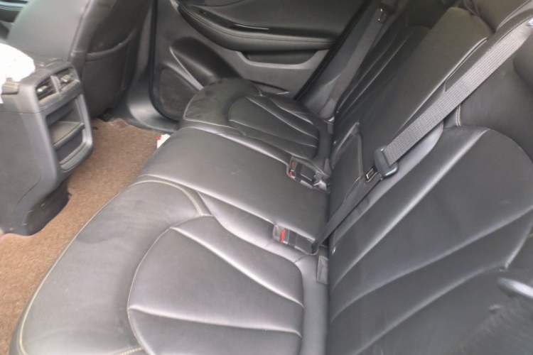 Used Buick Envision 2017 28T Four-Wheel Drive Elite Model Left Rear Seat