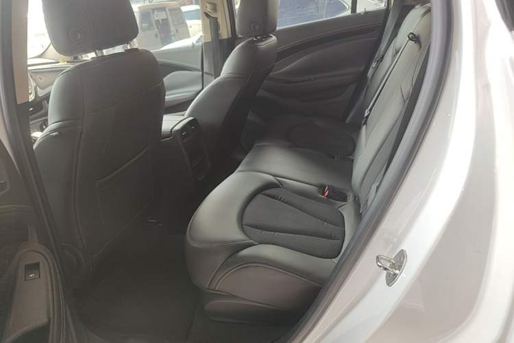 Used Buick Envision 2017 20T Two-Wheel Drive Leading Version Left Rear Seat