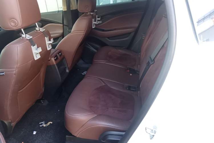 Used Buick Envision 2017 20T Two-Wheel Drive Luxury Model Left Rear Seat