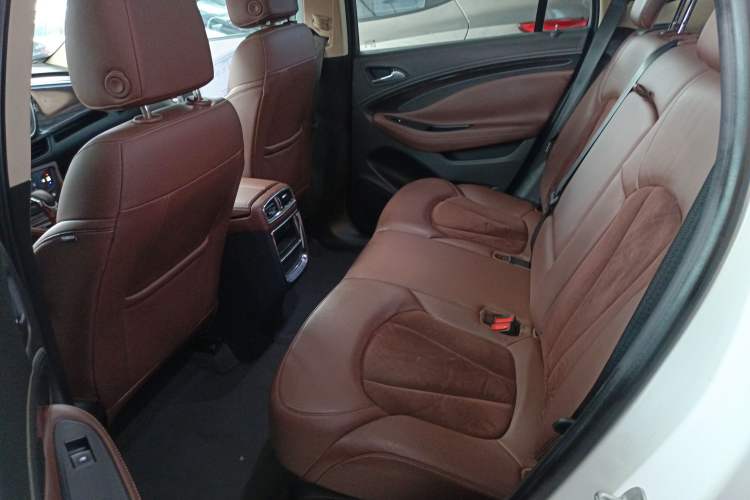 Used Buick Envision 2017 20T Two-Wheel Drive Elite Version Left Rear Seat