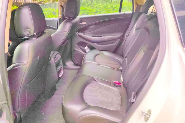 Used Buick Envision 2017 20T Two-Wheel Drive Leading Version Left Rear Seat