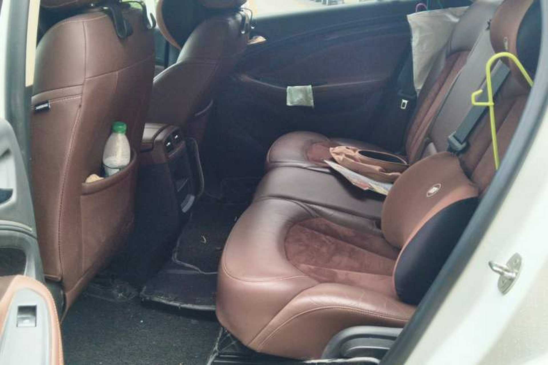Used Buick Envision 2017 28T Four-Wheel Drive Elite Model Left Rear Seat