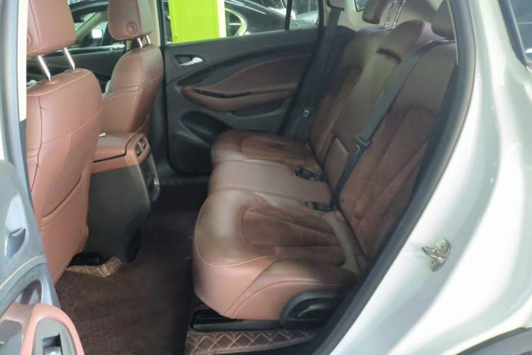 Used Buick Envision 2017 20T Two-Wheel Drive Luxury Model Left Rear Seat