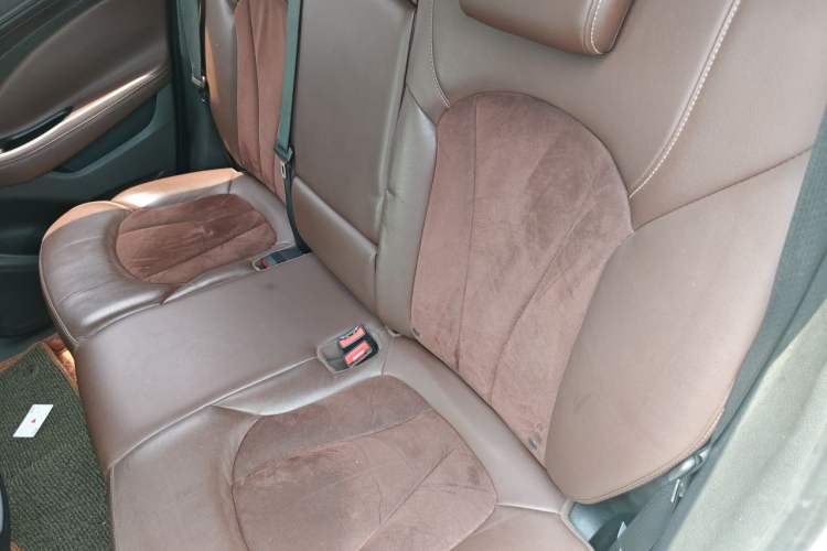 Used Buick Envision 2017 20T Two-Wheel Drive Elite Version Left Rear Seat
