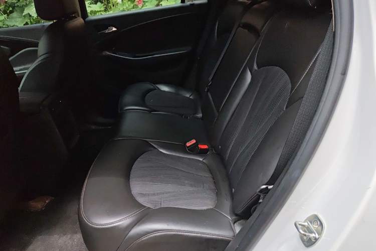 Used Buick Envision 2017 20T Two-Wheel Drive Leading Version Left Rear Seat
