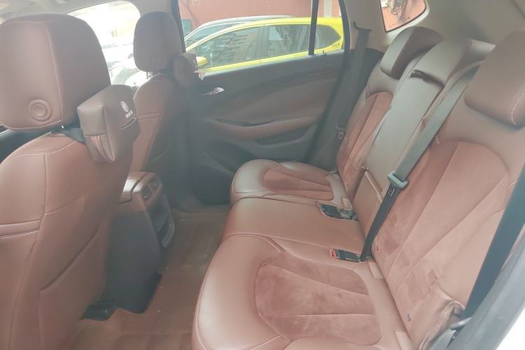 Used Buick Envision 2017 28T Four-Wheel Drive Elite Model Left Rear Seat