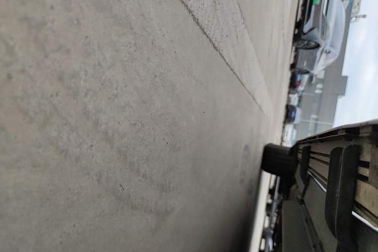 Used Buick Envision 2017 28T Four-Wheel Drive Elite Model Left Side Sill