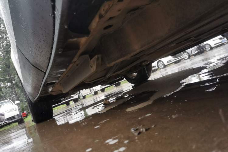 Used Buick Envision 2017 28T Four-Wheel Drive Elite Model Left Side Sill