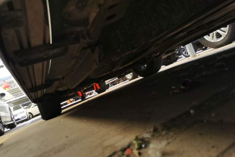 Used Buick Envision 2017 20T Two-Wheel Drive Elite Version Left Side Sill