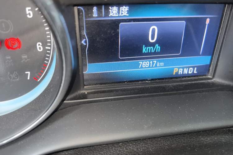 Used Buick Envision 2017 20T Two-Wheel Drive Leading Version Odometer Close Up