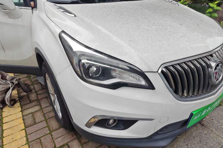 Used Buick Envision 2017 20T Two-Wheel Drive Elite Version Right Front Headlight