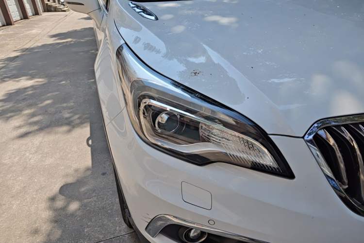 Used Buick Envision 2017 20T Two-Wheel Drive Luxury Model Right Front Headlight