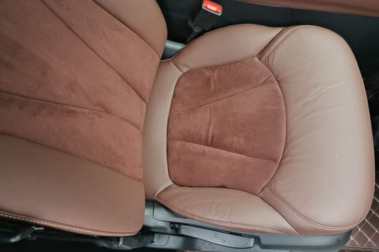 Used Buick Envision 2017 28T Four-Wheel Drive Elite Model Right Front Seat