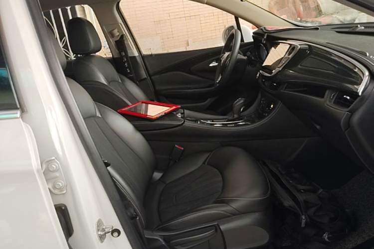 Used Buick Envision 2017 20T Two-Wheel Drive Leading Version Right Front Seat