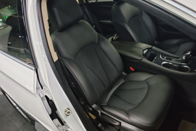 Used Buick Envision 2017 20T Two-Wheel Drive Leading Version Right Front Seat