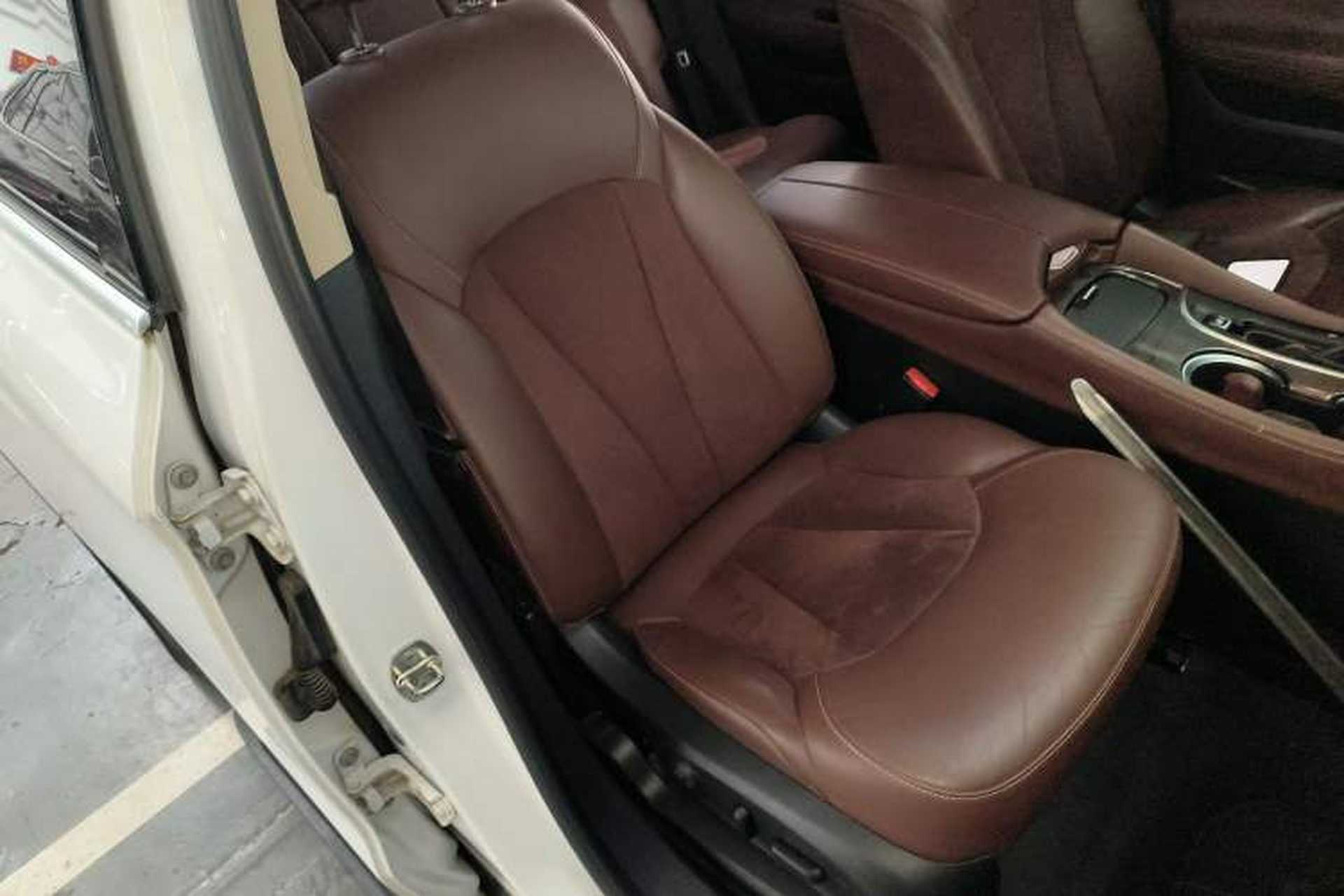 Used Buick Envision 2017 20T Two-Wheel Drive Luxury Model Right Front Seat