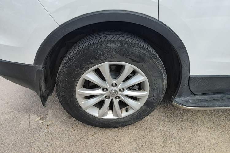 Used Buick Envision 2017 28T Four-Wheel Drive Elite Model Right Rear Wheel Hub