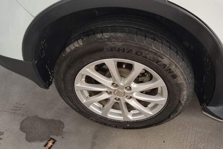 Used Buick Envision 2017 20T Two-Wheel Drive Leading Version Right Rear Wheel Hub